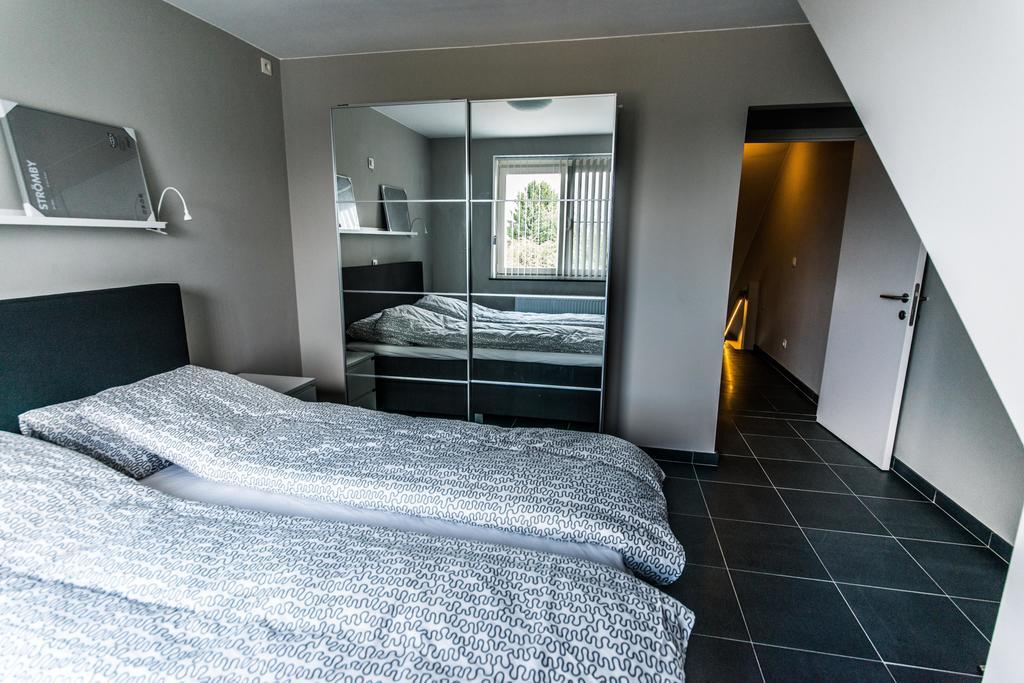 Vakantiewoningen De Jud Maasmechelen Kamer foto