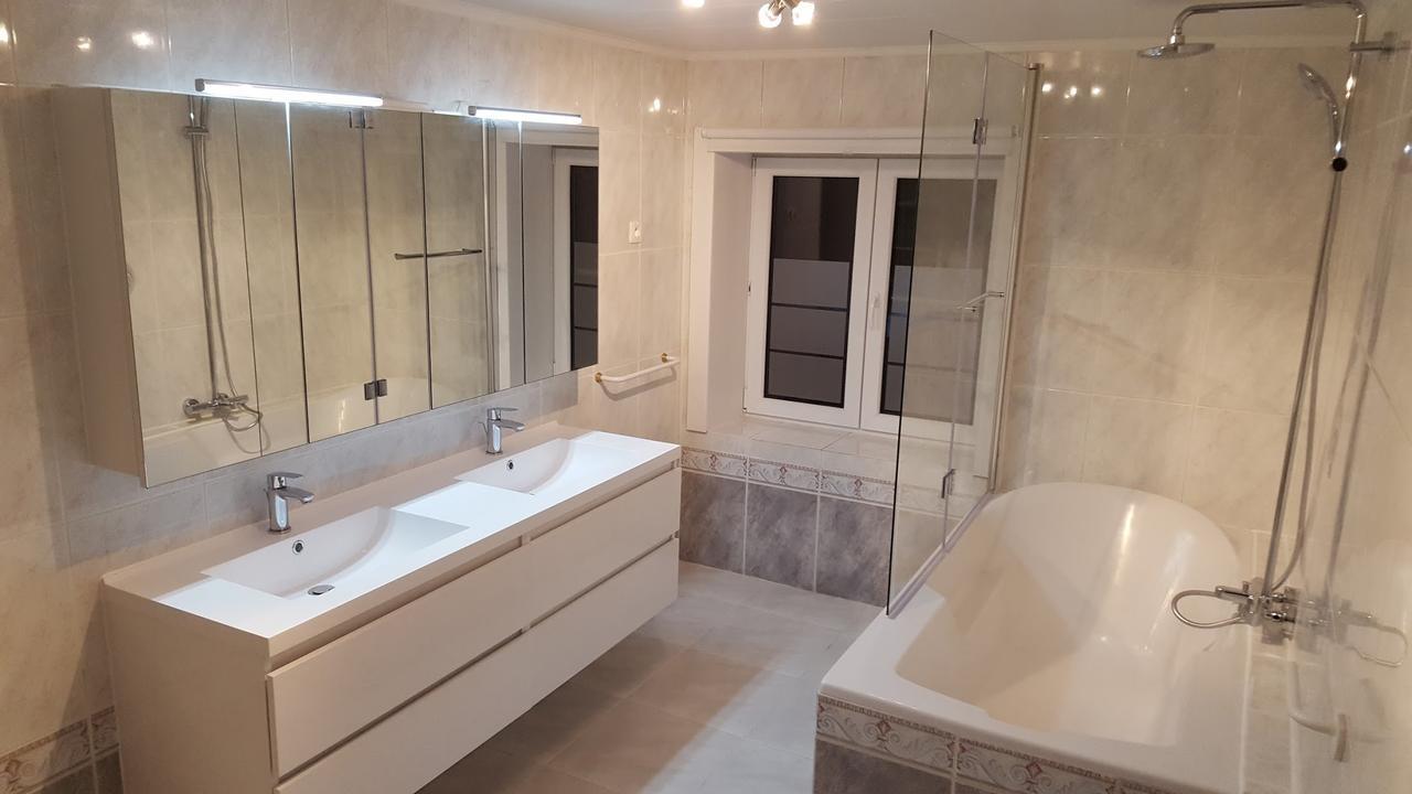 Vakantiewoningen De Jud Maasmechelen Buitenkant foto